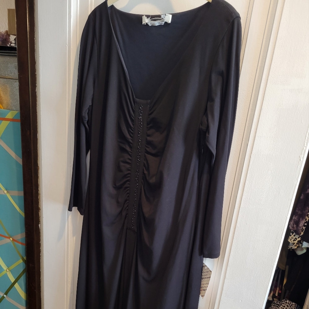 NWT Casual Long Sleeve Black Made in Italy Dress Size 16W